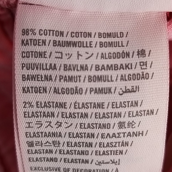 Hollister Pink Women's low waisted Y2K short Shorts - Picture 7 of 7